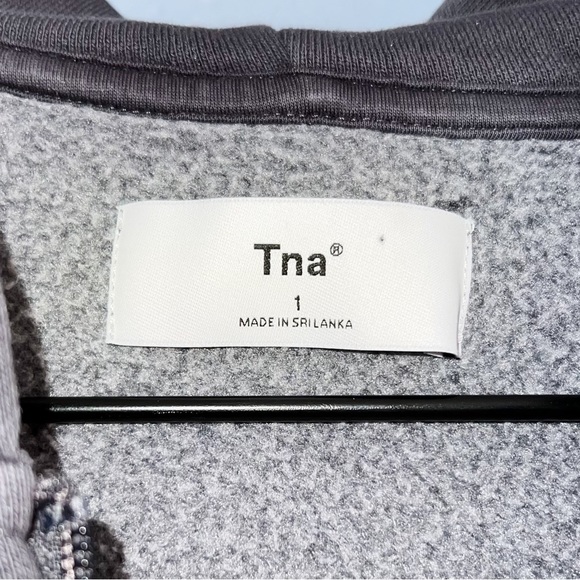 TNA Boyfriend Gray Hoodie Zipup Sweater Size 1 - Picture 8 of 8